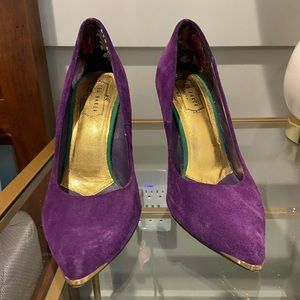 Ted Baker purple suede pumps